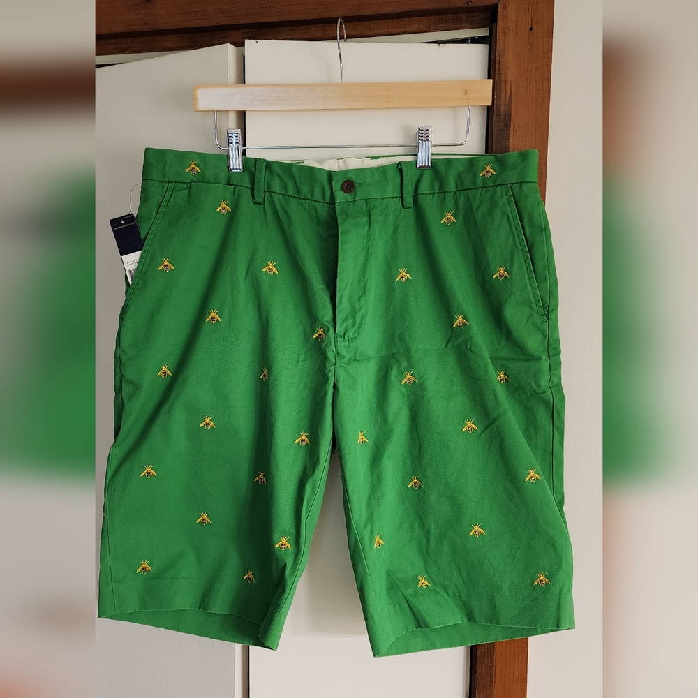 NWT Ralph Lauren Men's Green Shorts with Embroidered Bees sz L